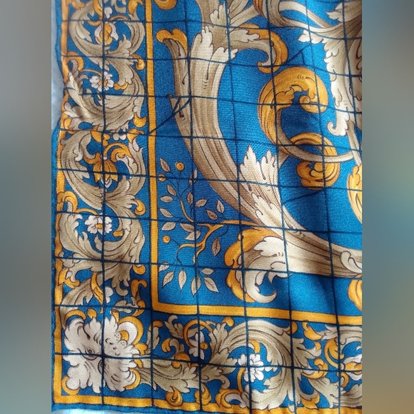 Aquanscum Of London Silk Scarf - Picture 6 of 9